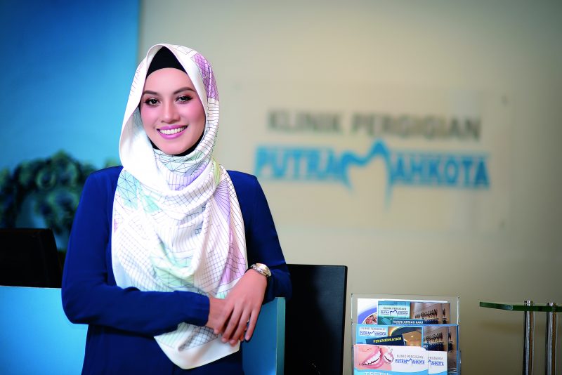 Kebijaksanaan Prof Dr Muhaya Jadi Pembakar Semangat Ezani Nona Beliau Juga Tersohor Dalam Bidang Motivasi Dan Perniagaan Bicara Dr Ezani Yang Kini Bergelar Duta Scotchbrite Malaysia Nestle Cerelac