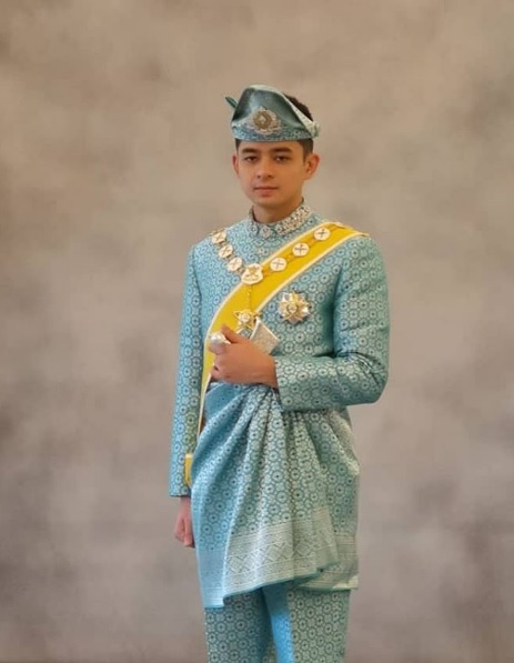 Tengku Mahkota Pahang Kahwin 3 : 5 Gambar & Video: Bila Umie Aida