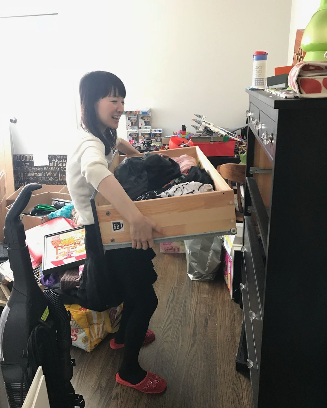 Bakat ‘Kemas Rumah’ Marie Kondo Raih Hasil Lumayan, Bukunya Diterjemah 44 Bahasa & Terjual 8 Juta Naskhah!